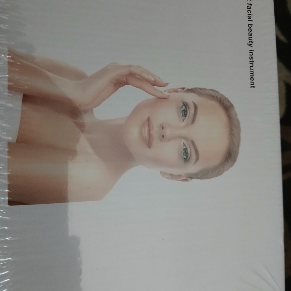 Facial Beauty Instrument
